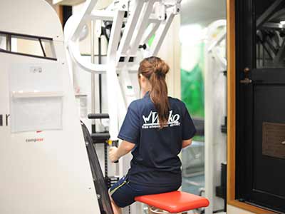 チェストプレス